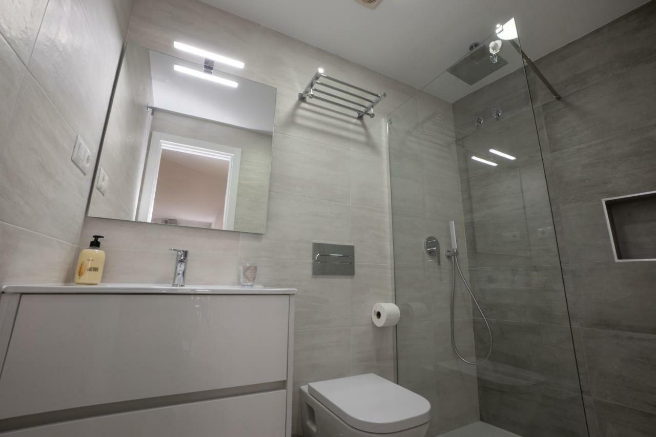 Apartamentos Mombasa 2 Planta نيرخا المظهر الخارجي الصورة